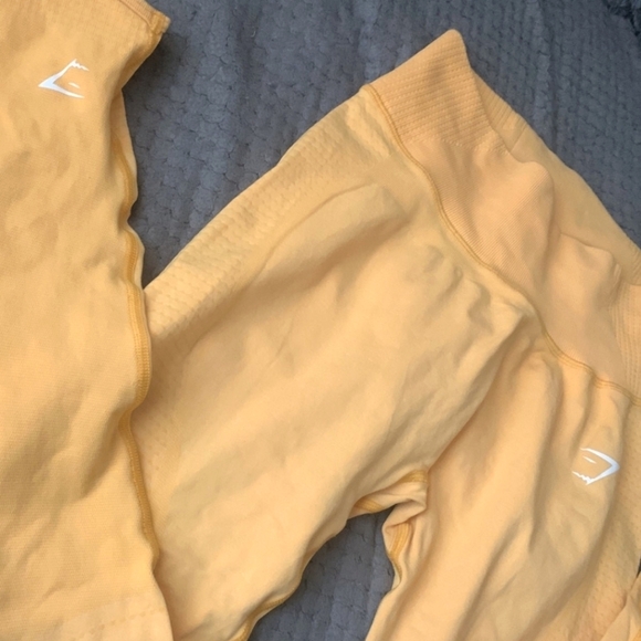 Gymshark Yellow Leggings (L) - Picture 6 of 6